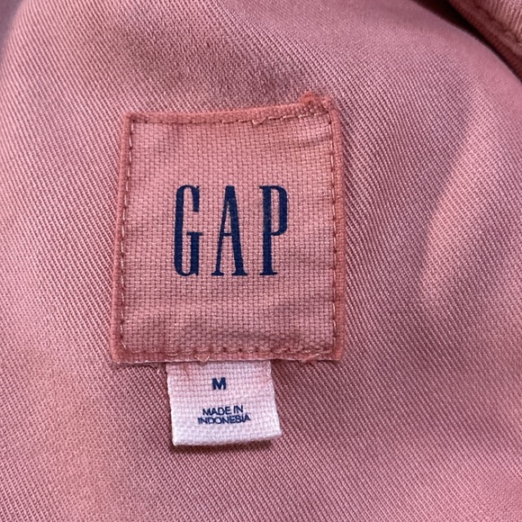 Gap lightweight pink jacket, size medium. - Picture 11 of 14